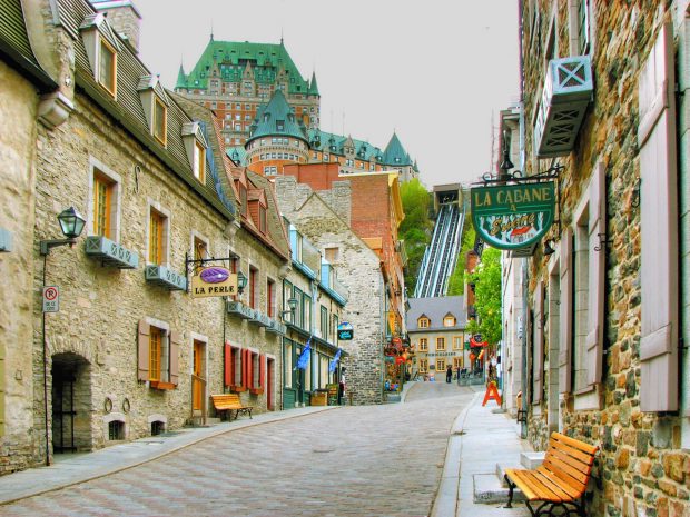 Phố cổ Quebec đẹp như truyện cổ tích
